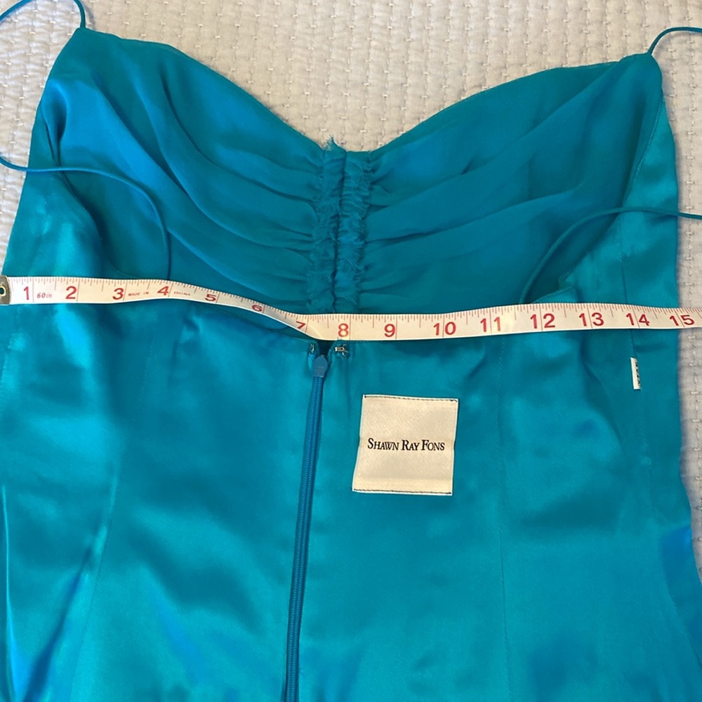Exquisite turquoise high-end designer silk gown - Picture 9 of 15